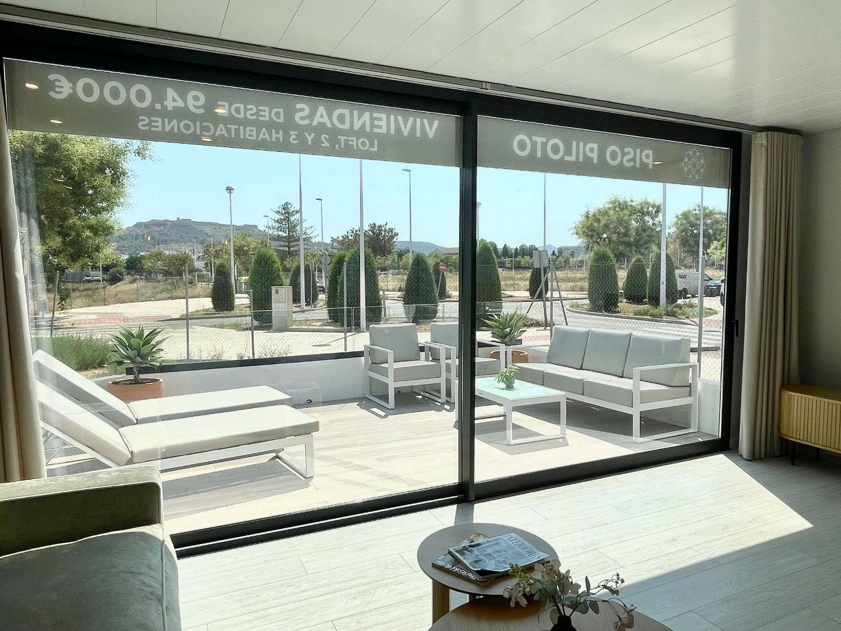 Caseta de ventas/piso piloto: Terraza