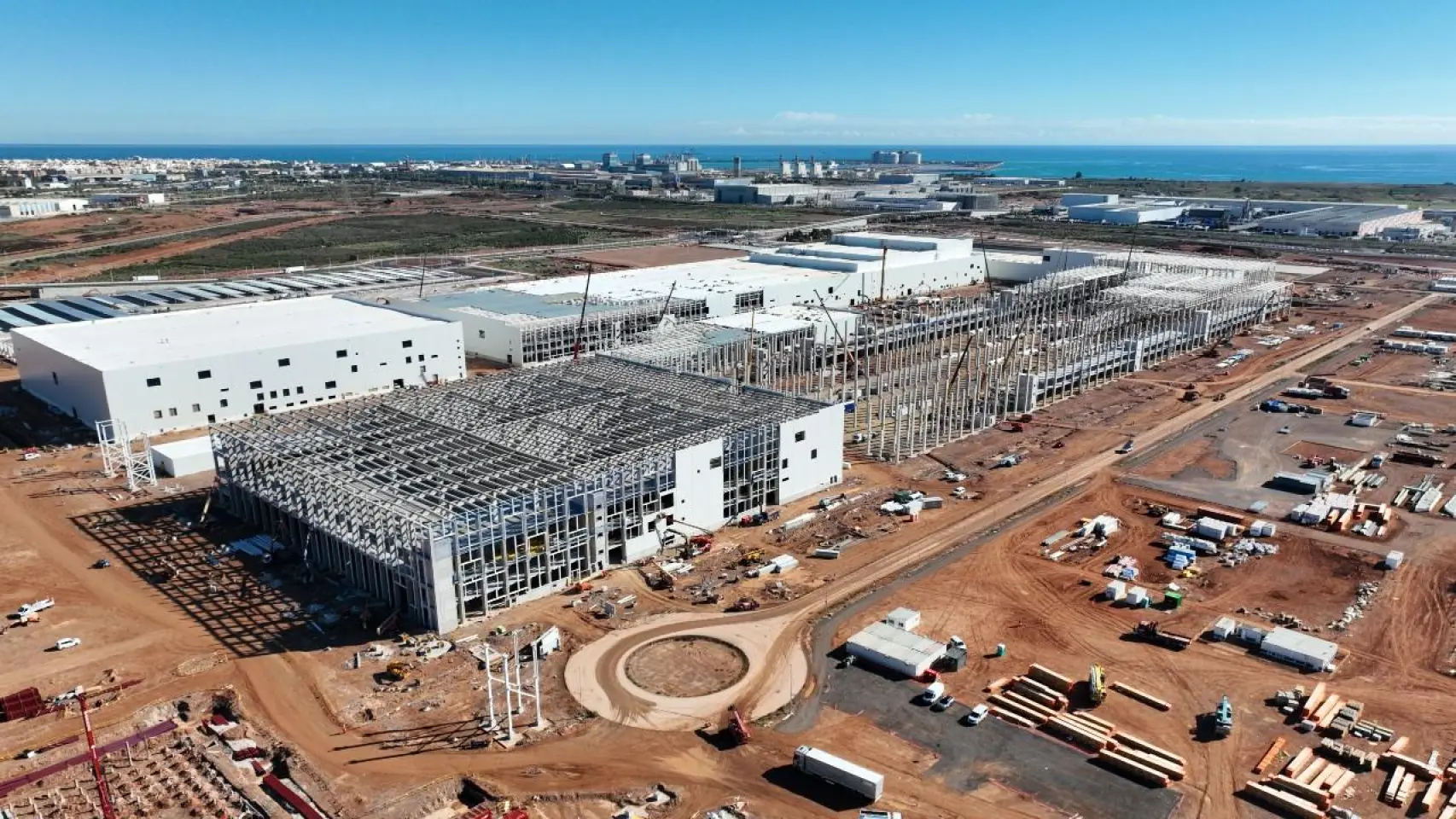 Más de 800 ingenieros asiáticos buscan piso junto a Sagunto para instalar la alta tecnología de la gigafactoría de PowerCo